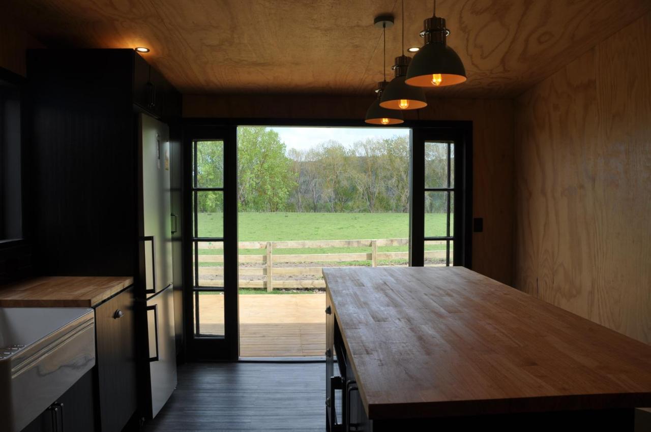 Renagour Cottage - Farmstay With Hot Tub! 旺格努伊 外观 照片