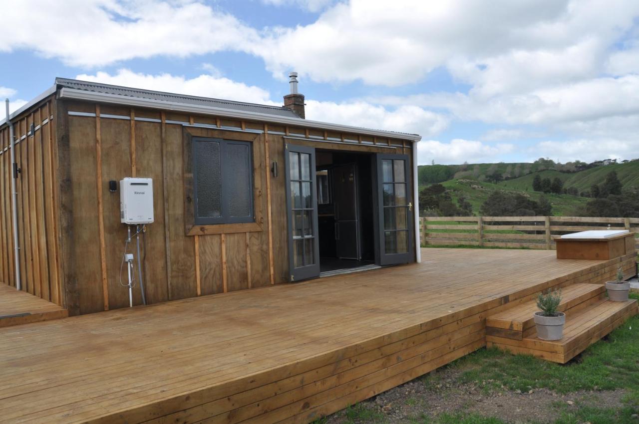 Renagour Cottage - Farmstay With Hot Tub! 旺格努伊 外观 照片